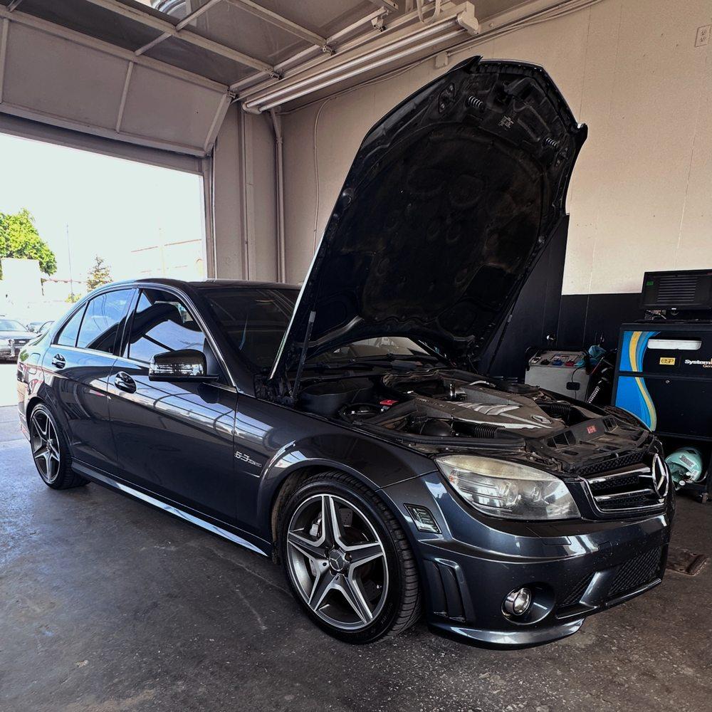 Certified smog station in Gustine, CA with efficient smog testing and clear communication